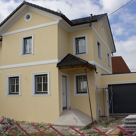Fassade von SMO für Einfamilienhaus in Pasching.